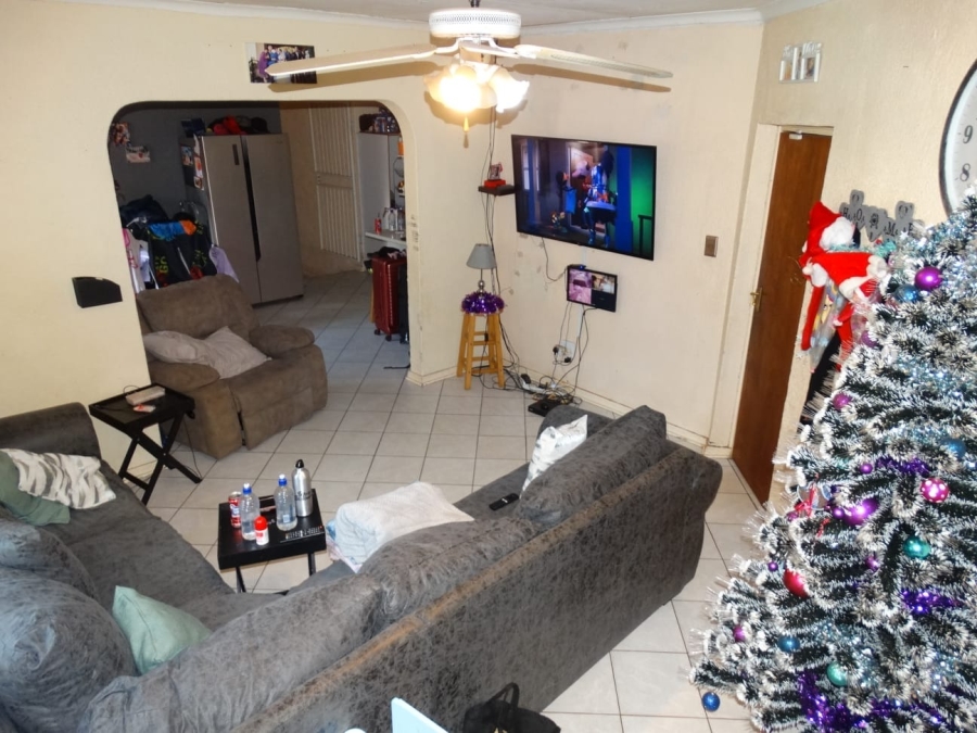 3 Bedroom Property for Sale in Geelhoutpark North West